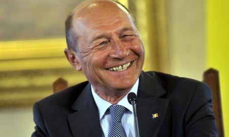 Băsescu: E greu ca un preşedinte să desemneze premierul care a participat la suspendarea sa