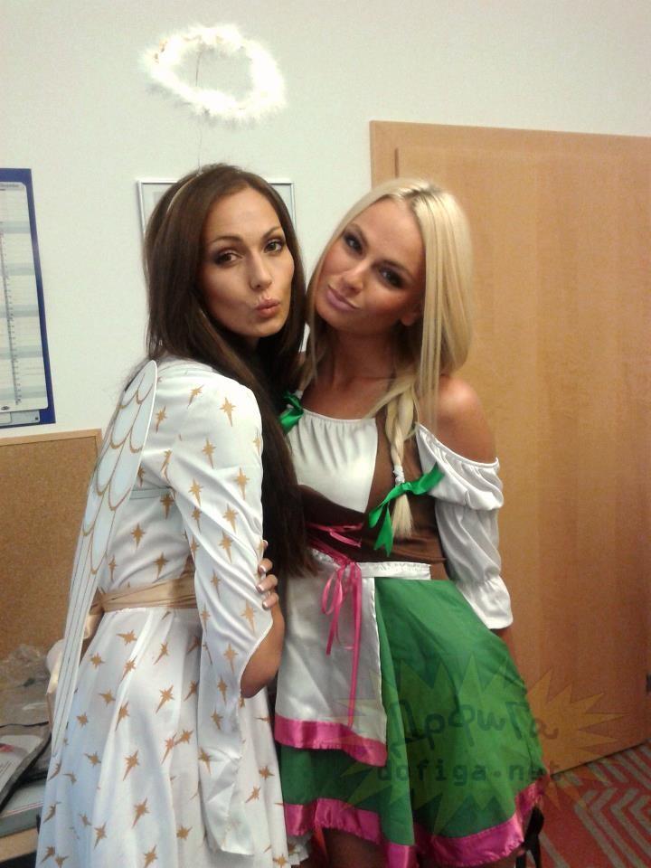 Care este secretul acestei blonde cu chip de înger ce a cucerit Pământul. Nimeni nu ştia asta despre ea 179973