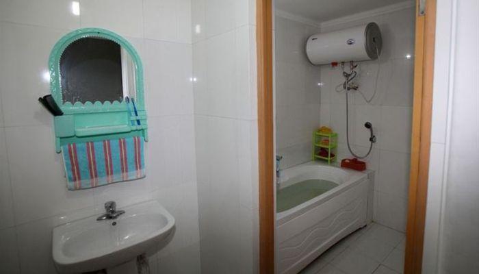 Până unde merge propaganda în Coreea de Nord. Liderul Kim Jong Un a vizitat una din aceste "minuni" 180003