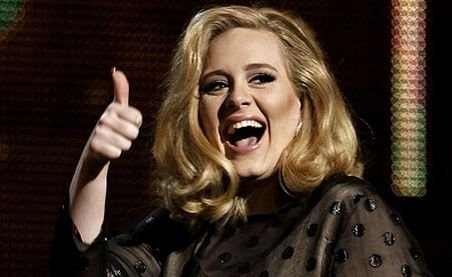 Cântăreaţa Adele, mai eficientă decât somniferele
