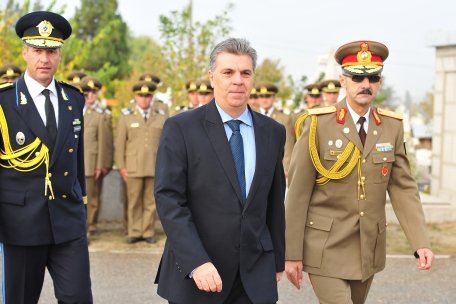 Preşedintele Camerei Deputaţilor a participat la ceremonia militară de la Monumentul Eroilor