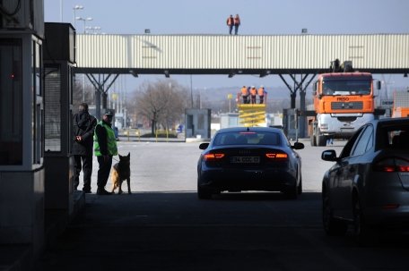 Aderarea României şi Bulgariei la Schengen NU se află pe agenda JAI din decembrie