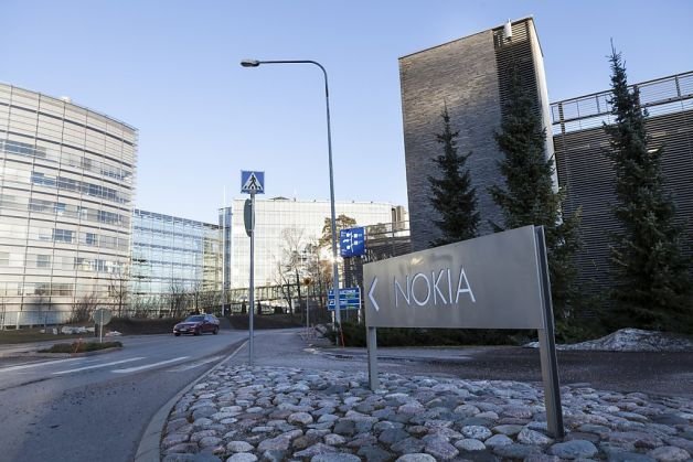 Nokia şi-a vândut sediul central din Finlanda şi îl ia înapoi cu chirie
