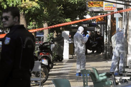 Sediul partidului extremist elen &quot;Zori Aurii&quot;, ţinta unui atentat cu bombă