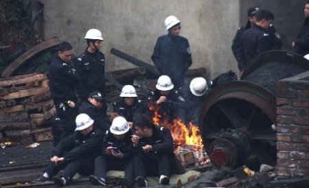 China: 17 oameni au murit în urma unei explozii produse într-o mină de cărbuni