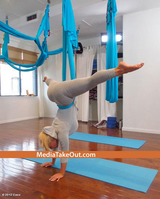 Ce făcea această vedetă de la Hollywood înainte să devină celebră. Slujba ei are de-a face cu poza asta 182099