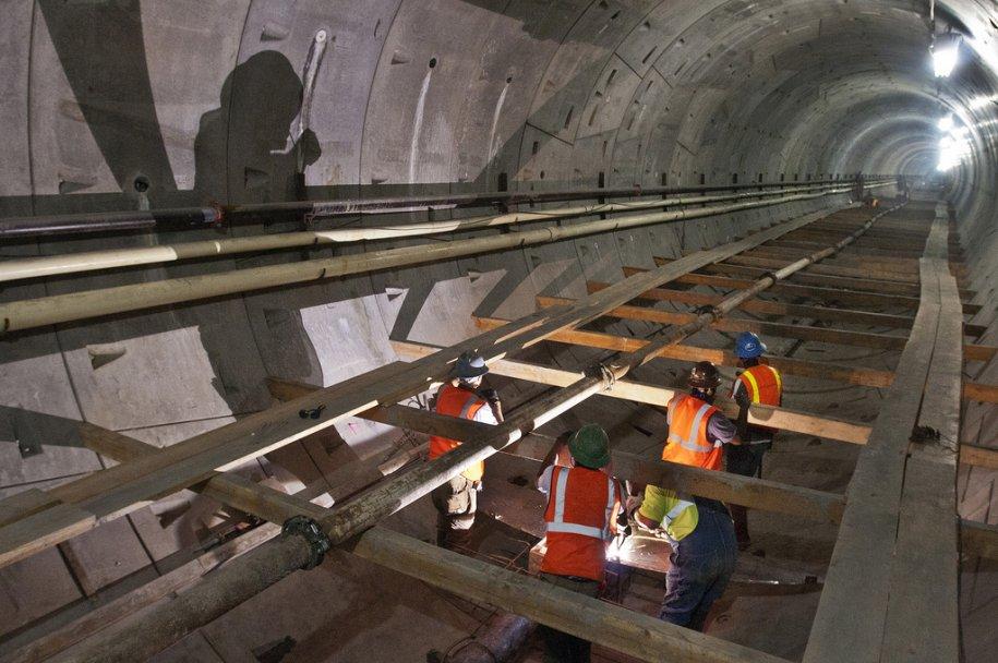 Cum se construieşte noua staţie de metrou. "Proiectul va costa în final 2.4 MILIARDE de dolari" 182196