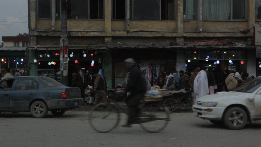 "E ca şi cum am fi martori la sfârşitul lumii, dar nimeni nu poate opri asta". Reportajul făcut de un fost militar american, în Afganistan 182165