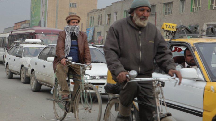 "E ca şi cum am fi martori la sfârşitul lumii, dar nimeni nu poate opri asta". Reportajul făcut de un fost militar american, în Afganistan 182167