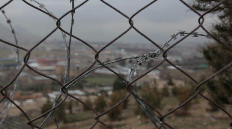 "E ca şi cum am fi martori la sfârşitul lumii, dar nimeni nu poate opri asta". Reportajul făcut de un fost militar american, în Afganistan 182170