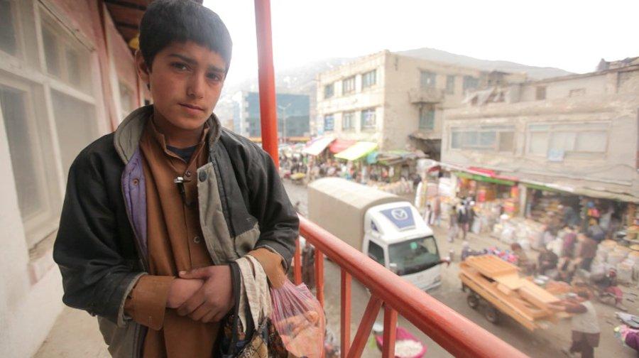 "E ca şi cum am fi martori la sfârşitul lumii, dar nimeni nu poate opri asta". Reportajul făcut de un fost militar american, în Afganistan 182175