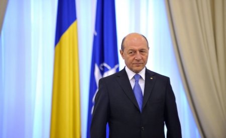 Traian Băsescu: Etichetez campania electorală ca nerelevantă faţă de realităţile României