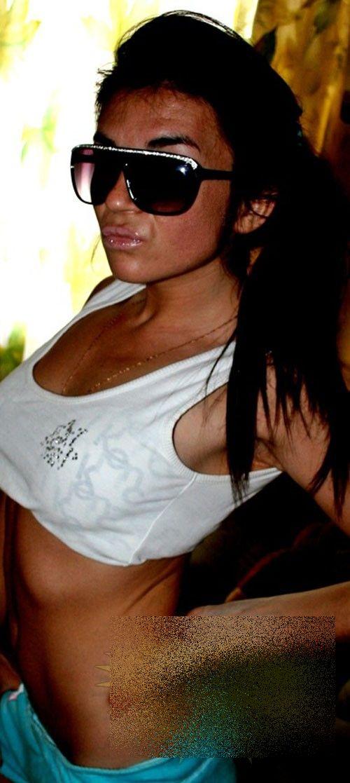 E singura imagine în care această tânără arată ca un om normal. Vezi cum s-a transformat la câteva momente după 182364