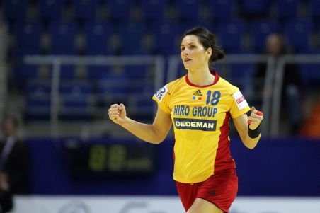 România a învins Spania la CE de handbal feminin şi speră la semifinale
