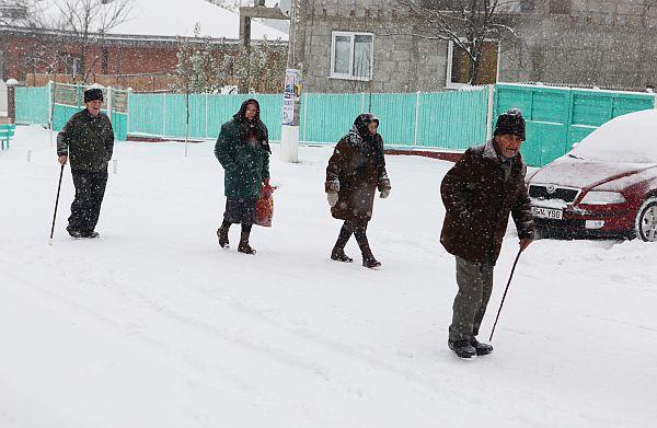Cum se văd alegerile parlamentare în imagini. FOTOREPORTAJ cu momente reprezentative ale evenimentului de ieri 182670