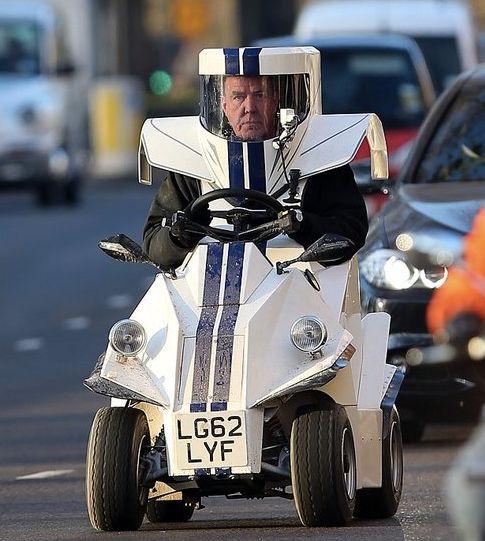 Jeremy Clarkson, aşa cum nu l-ai mai văzut niciodată. E de nerecunoscut în această imagine 183436