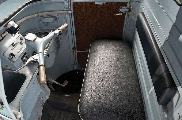 Cele mai mici maşini din lume, scoase la licitaţie în Statele Unite 183743