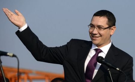 Ponta anunţă că prezintă miercuri, la ora 12.00, forma finală a noului Guvern