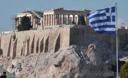 Ratingul Greciei, revizuit în creştere de S&amp;P, după răscumpărarea de obligaţiuni