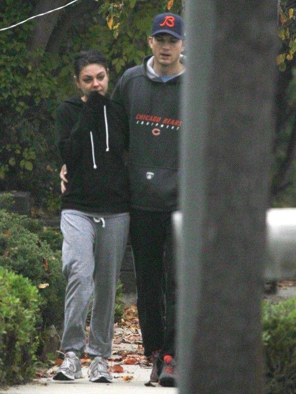 A fost desemnată cea mai frumoasă femeie a anului 2012, dar dacă o vezi nemachiată, te sperii 184384