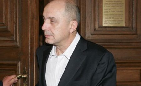 Puiu Popoviciu şi foştii şefi DGIPI şi DGA Cornel Şerban şi Petru Pitcovici, trimişi în judecată
