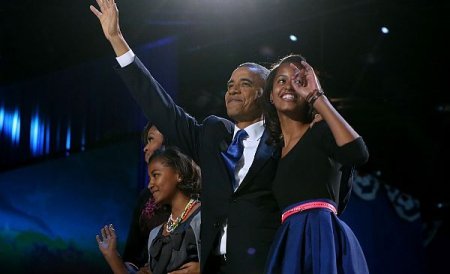 Barack Obama şi familia au ajuns în Hawaii pentru vacanţa de Crăciun