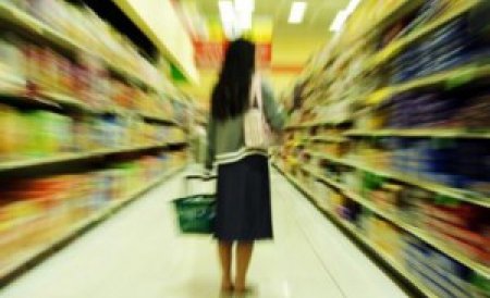 Luna decembrie e raiul pentru lanţurile de supermarket