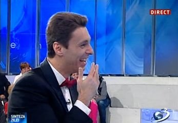 Mihai Gâdea şi Mircea Badea leşină de râs în direct. Vezi de ce
