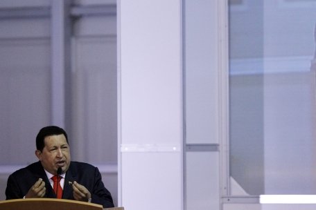 Hugo Chavez cere armatei să vegheze la unitatea naţiunii