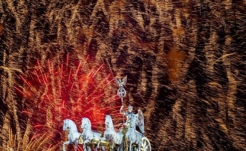 Revelionul 2013, în jurul lumii. Fotografii impresionante de la cele mai frumoase petreceri din noaptea dintre ani 185482