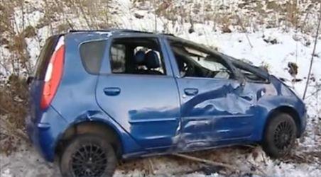 Accident rutier lângă Ciolpani. O maşină s-a răsturnat în şanţ în urma unei coliziuni