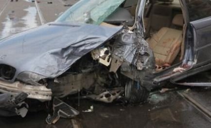 Zeci de accidente rutiere, soldate cu 13 morţi, au avut loc în perioada revelionului