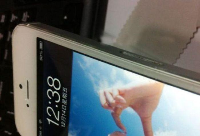 Ce s-a întâmplat cu iPhone-ul lui după ce l-a băgat în buzunar. Vi se poate întâmpla şi vouă, dacă nu sunteţi atenţi 185644