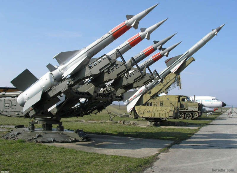 Şase rachete de fabricaţie americană, cu destinaţia Fâşia Gaza, CONFISCATE în Sinai