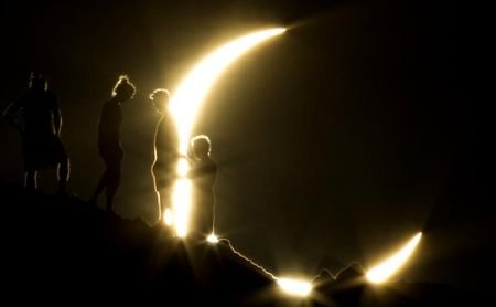 Ce evenimente astronomice aduce anul 2013. Două eclipse de Lună, vizibile din România