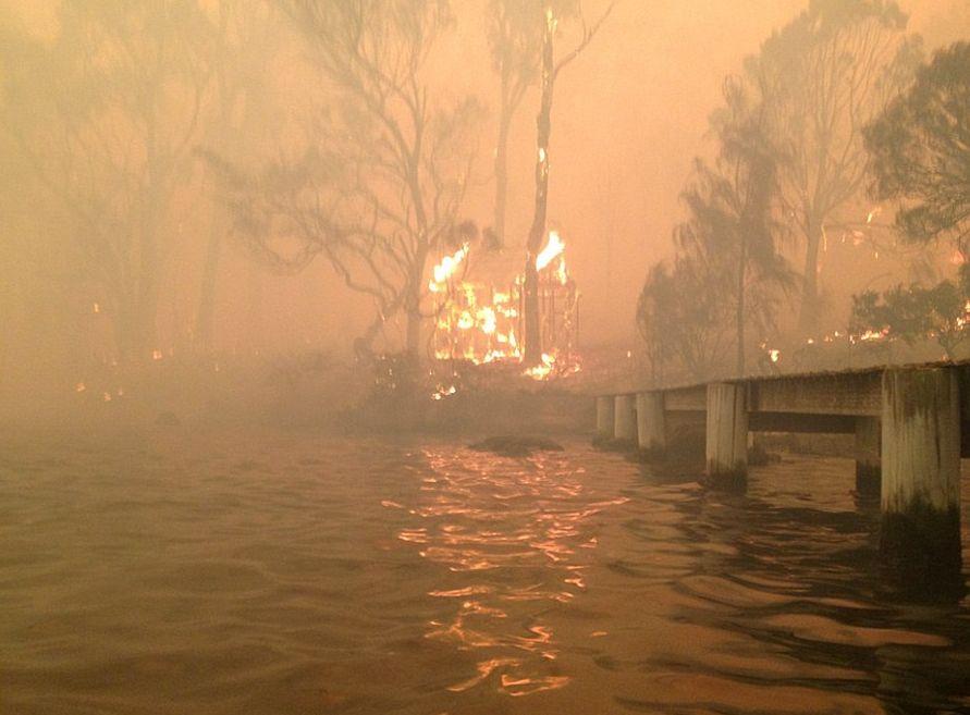 Clipe de coşmar pentru australieni. Au crezut că FOCUL IADULUI le va aduce sfârşitul! 186611