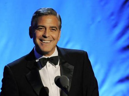 George Clooney şochează: Mi-am făcut lifting la testicule
