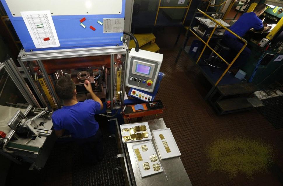 Toţi bogaţii lumii fac acest lucru acum. "Viitorul va fi foarte nesigur, aşa ne punem la adăpost averile" 186734