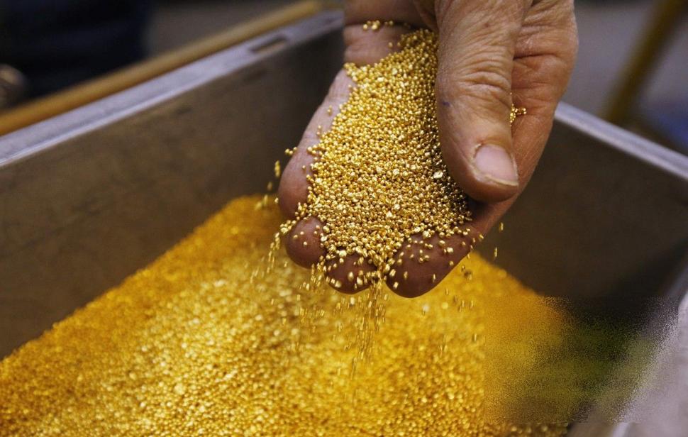 Toţi bogaţii lumii fac acest lucru acum. "Viitorul va fi foarte nesigur, aşa ne punem la adăpost averile" 186737