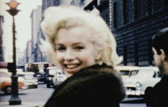 Fotografii NEMAIVĂZUTE cu Marilyn Monroe, arătate publicului după aproape cinci decenii