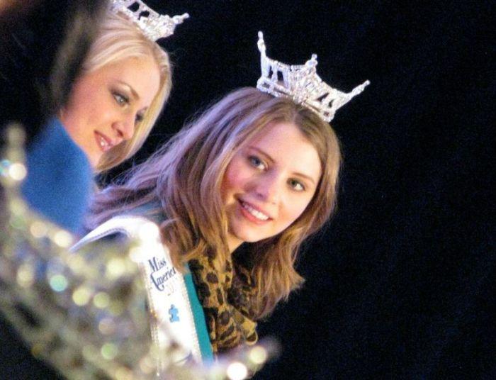 Ce s-a aflat despre această regină a frumuseţii a uimit pe toată lumea. Frumoasa blondă este unică în istoria concursurilor Miss 187597