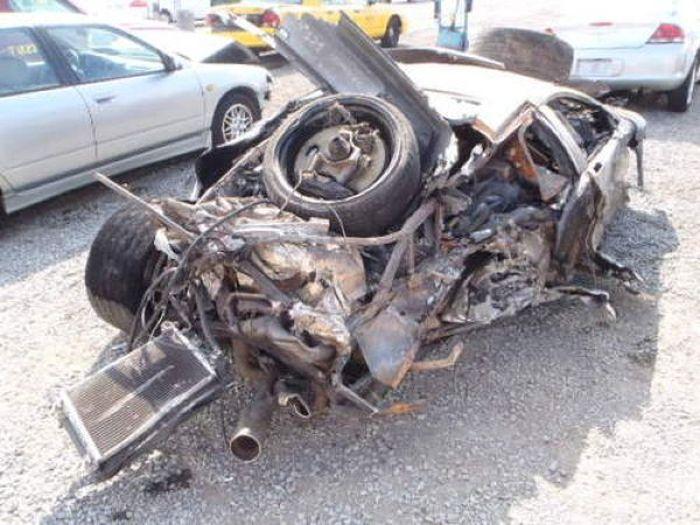 De ce costă acest Lamborghini Murcielago cât un LOGAN?! Piesele sunt 100% originale, dar şoferul ar putea avea o surpriză 187599