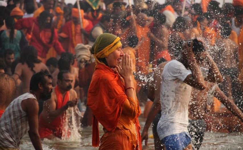 Imagini impresionante de la cel mai mare festival religios din lume. Peste 100 de milioane de oameni vor participa la eveniment