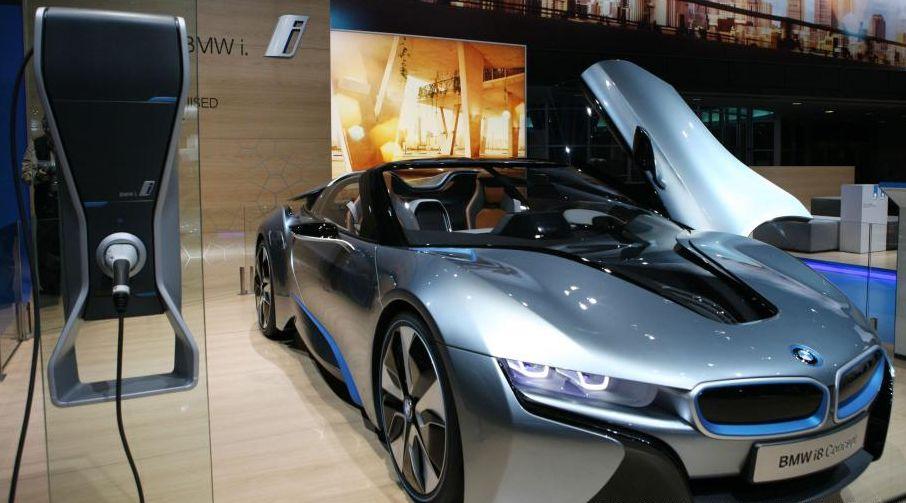 Lux şi mulţi cai putere la Salonul Auto de la Detroit. Care este maşina americană a anului 187615