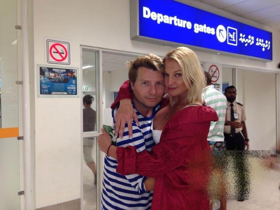 Credeau că nu îi vede nimeni când s-au dus în largul mării să facă asta. Nu ştiau că sunt filmaţi de la 1 km distanţă 187839