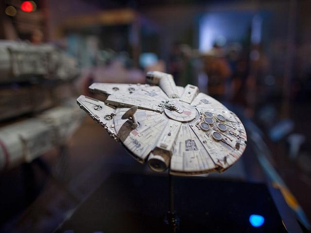 Studenţii britanici au simulat un zbor la viteza luminii 188017