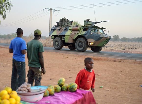 Expert rus: &quot;Conflictul din Mali poate implica Franţa într-un război de uzură&quot;