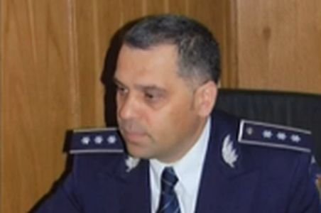 La Poliţia din Cluj curge cu plângeri penale. Soarele se învârte în jurul şefului de la Rutieră