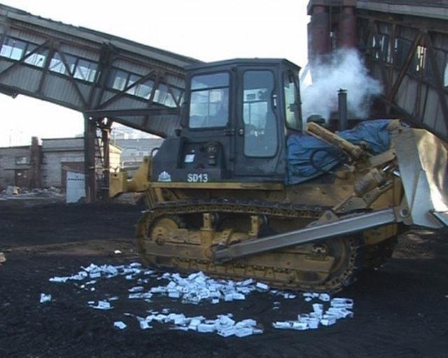 Cum arată un iPhone contrafăcut. Chinezii l-au fabricat, dar n-au mai apucat să îl vândă  188310