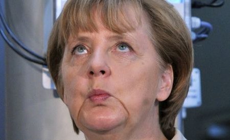 Angela Merkel recunoaşte ''înfrângerea dureroasă'' a partidului său în alegerile din Saxonia Inferioară